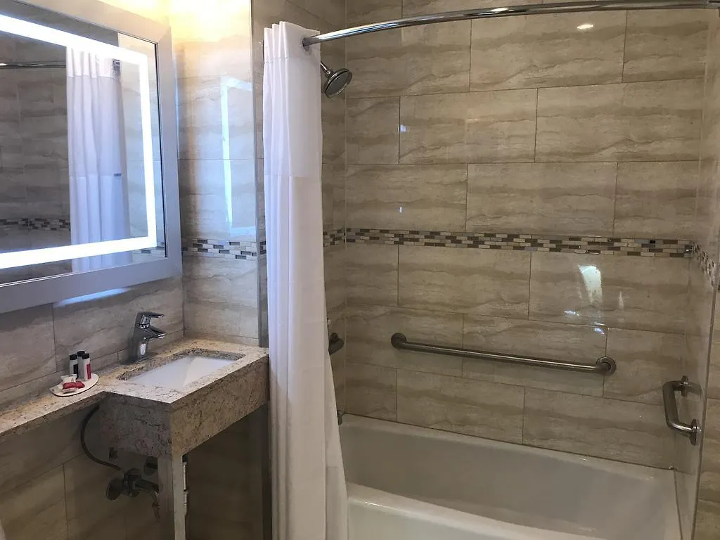 Days Inn By Wyndham Brooklyn Crown Heights New York