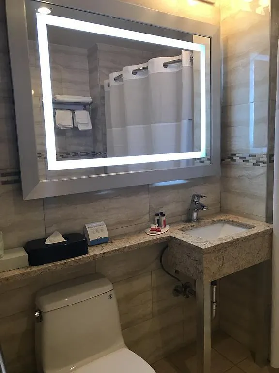 Hotel Days Inn By Wyndham Brooklyn Crown Heights New York